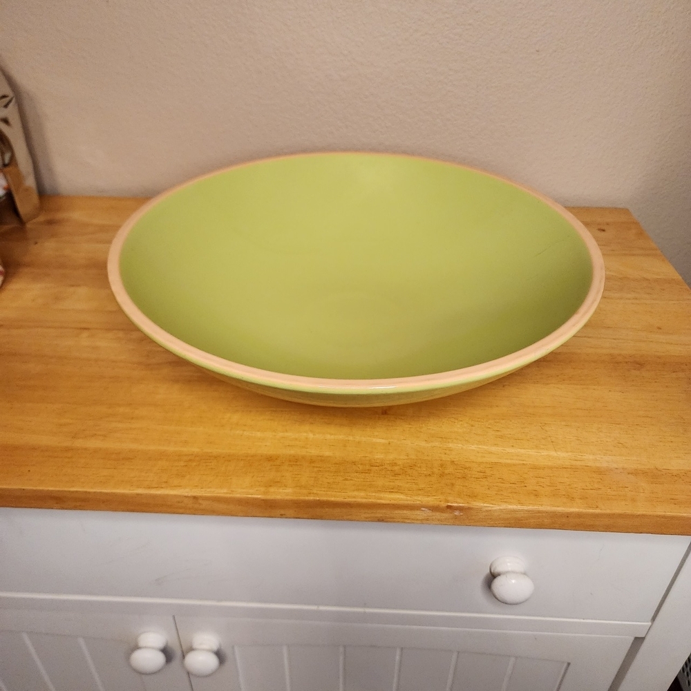 Elegant Green Bowl with Tan Edge